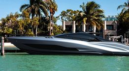 Officina Armare, δημιουργώντας μία Lamborghini για το νερό