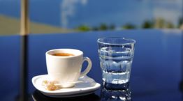 Το λάθος που κάνουμε και δεν καταλαβαίνουμε τη γεύση του καφέ