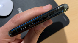 Το επόμενο iPhone ίσως να μην έχει θύρα φόρτισης