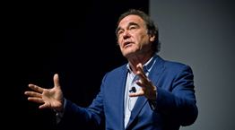 Ο Oliver Stone για αρχάριους