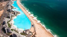 Η μεγαλύτερη πισίνα στον κόσμο