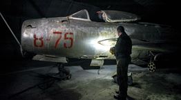 Στο νεκροταφείο των μαχητικών jets της Αλβανίας