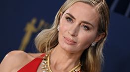 Στο The Smashing Machine με τον Dwayne Johnson ίσως δούμε και την Emily Blunt