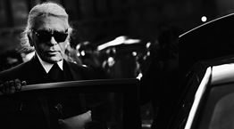 Becoming Karl Lagerfeld, η πολυσυζητημένη σειρά για τη ζωή του σχεδιαστή έρχεται τον Ιούνιο