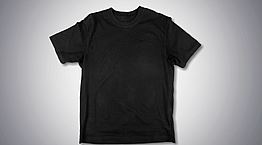 Πώς θα φορέσεις σωστά το μαύρο T-shirt