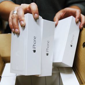 Τι γνωρίζουμε μέχρι στιγμής για το iPhone των €400