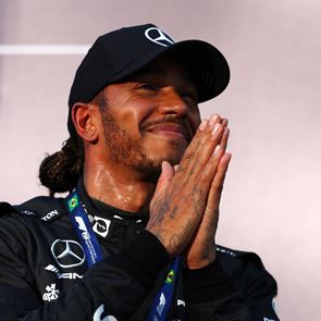 Lewis Hamilton, ο σύγχρονος ιππότης της <em>Formula</em> <em>1</em>