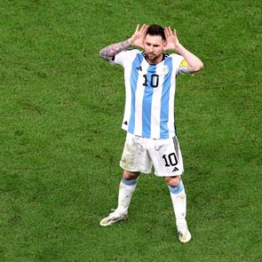 O Messi περίμενε 20 χρόνια για να δείξει τα αυτιά