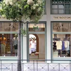 Η The Bostonians ανοίγει  το νέο της Flagship στο Μέγαρο Αρσακείου