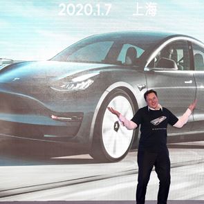 O Elon Musk έχει κάτι να πει για τον ρόλο του νέου Roadster στη γκάμα της Tesla