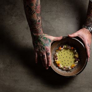 Ο Δημήτρης Κατριβέσης έκανε το THAMA του στην Τήνο