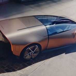 Teorema, το νέο θαύμα της Pininfarina