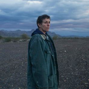 Nomadland: Τι γνωρίζουμε για τη νικήτρια ταινία του Φεστιβάλ Βενετίας