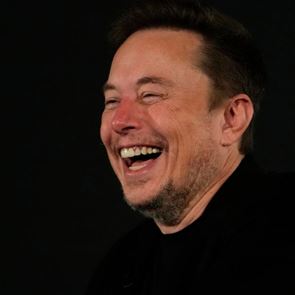 H φιλική 'συμβουλή' του <em>Elon</em> <em>Musk</em> στην Taylor Swift