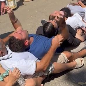 'Γεράσιμε, με έκαψες' -Έλληνας δαιμονίστηκε σε live μετάδοση από Κεφαλονιά