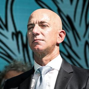 Ο <em>Jeff</em> <em>Bezos</em>, ο Leonardo DiCaprio και το αναπάντεχο 'beef'
