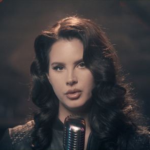 Lana Del Rey, μία 'Lolita που έχασε το δρόμο
