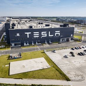 Η Τesla του <em>Elon</em> <em>Musk</em> απέσυρε περισσότερα από 2 εκατ. αυτοκίνητα στις ΗΠΑ