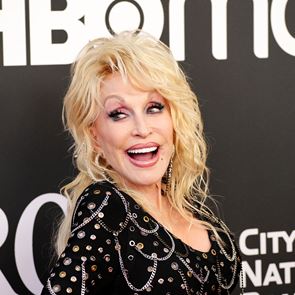 Dolly Parton, τι κάνεις στο <em>TikTok</em>;