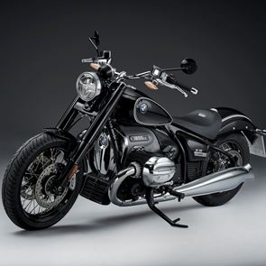 Η BMW αποκάλυψε την πανίσχυρη R18 Cruiser