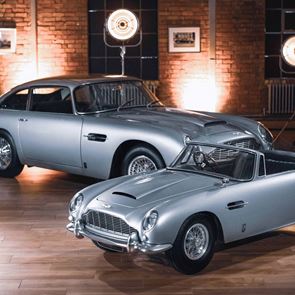 Μινιατούρες της θρυλικής Aston Martin DB5 για κάθε επίδοξο 007