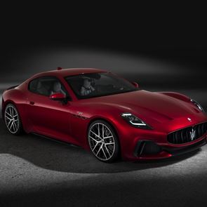 Στο σφυρί υπέροχες νέες Maserati από 20.000 ευρώ