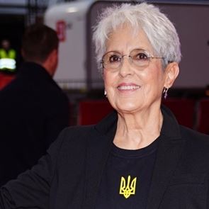 Ένα <em>ντοκιμαντέρ</em> για τη Joan Baez