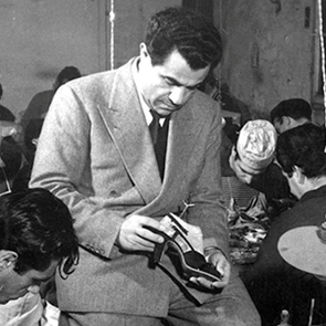 To ιστορικό αρχείο του Salvatore Ferragamo μόλις έγινε ψηφιακό