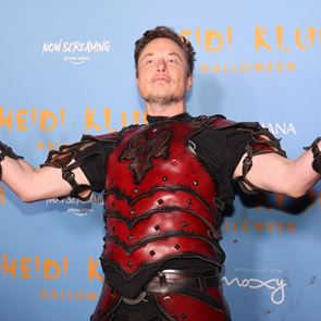 Ο <em>Elon</em> <em>Musk</em> έχει όπλα στο κομοδίνο του, το Twitter οργιάζει