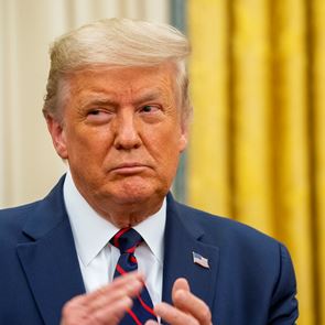 Ο <em>Trump</em> αναγκάζει την κινεζική ByteDance να πουλήσει το TikTok