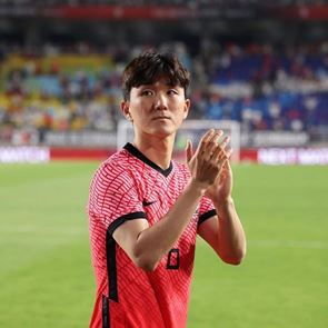 Όλοι λατρεύουν τον In-beom Hwang (και) στο Κατάρ