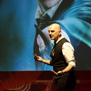 Για τον Costantino Roselli η τεχνολογία είναι η μόδα του αύριο