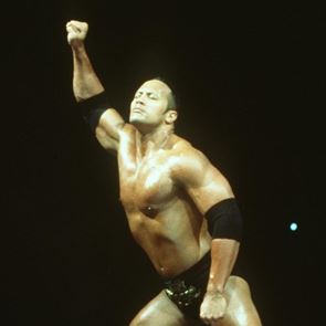 Εσύ μπορείς να τα βγάλεις πέρα με την <em>προπόνηση</em> του The Rock;