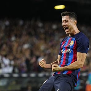Μερικά 'αστέρια' στο γκαράζ του Robert Lewandowski