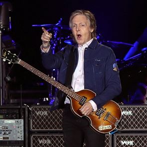 Ο Paul McCartney γιόρτασε τα 80 του χρόνια στη Μύκονο