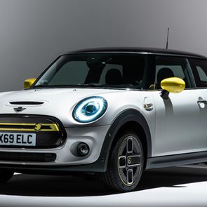 Η αψεγάδιαστη αισθητική του νέου ηλεκτρικού Mini Cooper