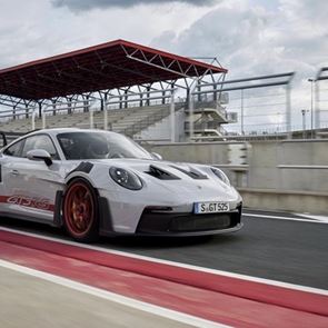 Τι κοινό έχει η Porsche 911 GT3 RS με τη <em>Formula</em> <em>1</em>;