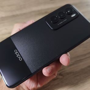 To Oppo Reno12 Pro δίνει έμφαση στις δυνατότητες AI και στη φωτογραφία