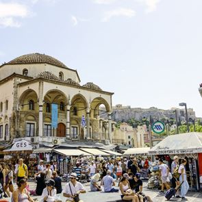 3 πόλεις που έχουν 'σκάσει' από τον τουρισμό