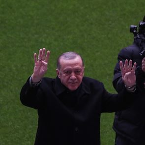 Πώς μεταφράζονται οι ξαφνικές "αγάπες" Erdogan - Sisi