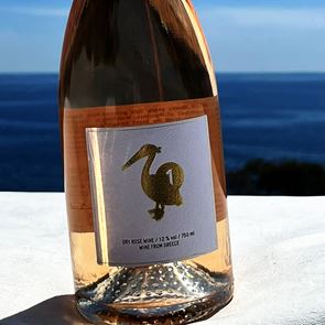 Mykonos Charm: Όταν το <em>νησί</em> των Ανέμων συνάντησε την Προβηγκία