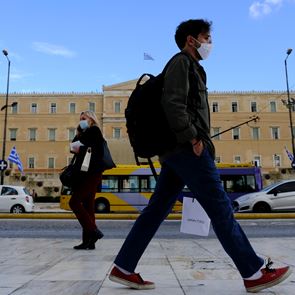 Eλεύθερες μετακινήσεις χωρίς SMS με το άνοιγμα της εστίασης