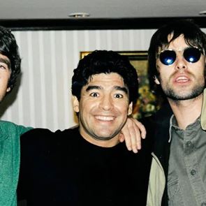 Όταν οι Oasis συνάντησαν τον Maradona