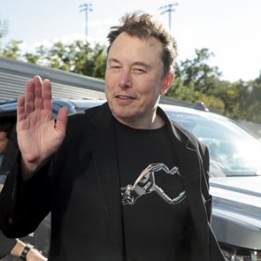 Ο Elon Musk μπλόκαρε κονδύλι που προοριζόταν για την <em>Ελλάδα</em>