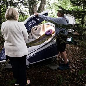 Αυτό είναι το ανατριχιαστικό μήνυμα που ακούνε οι χρήστες της κάψουλας αυτοκτονίας