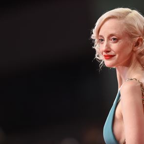 Η Andrea Riseborough ίσως χάσει την υποψηφιότητά στα Όσκαρ, αλλά γιατί