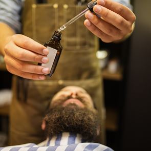 Beard oil για υγιές δέρμα και πυκνά μούσια