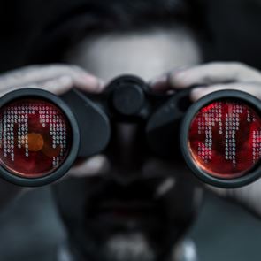 Έρωτας ή stalking; Πώς να εντοπίζετε τα red flags στις ψηφιακές <em>σχέσεις</em>