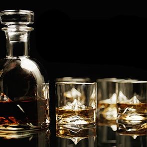 Το Έβερεστ σε ένα ποτήρι <em>ουίσκι</em>