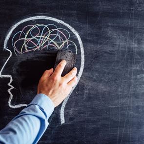 Πώς συνδέονται εγκεφαλικό και άνοια